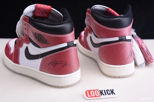 Reps TBK X HIGH OG AIR TROPHY ROOM JORDAN DA2728-100 1 0727